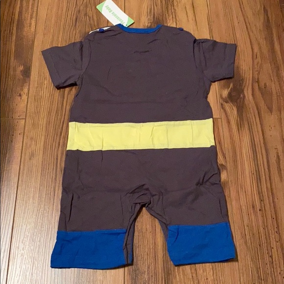⭐️ Rush Dance Batman Super Hero Baby One Piece ⭐️ - Picture 3 of 5